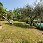 La Loggia Farm stay *